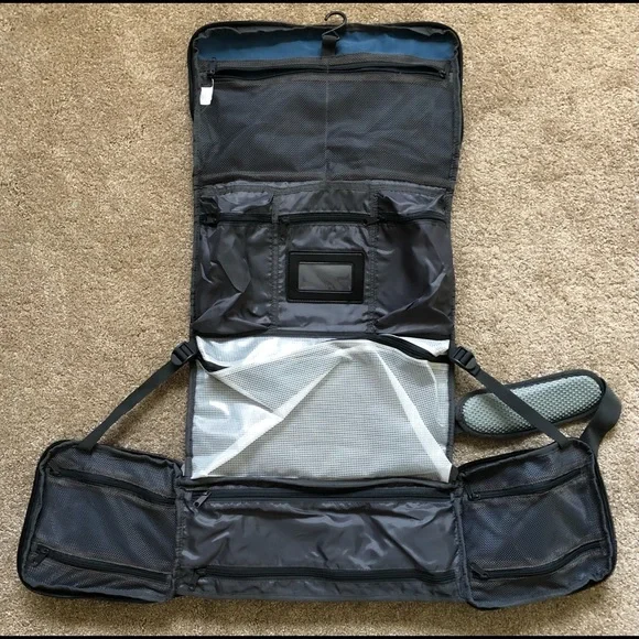 Brand New OZARK TRAIL portable camping medicine cabinet duffel bag, blue - Picture 6 of 13